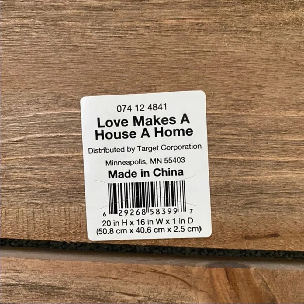 🏡 Modern Farmhouse “Love Makes a House a Home” Sign – Target Decor